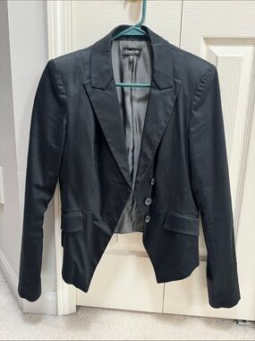 bebe Black Cropped Tailored Blazer